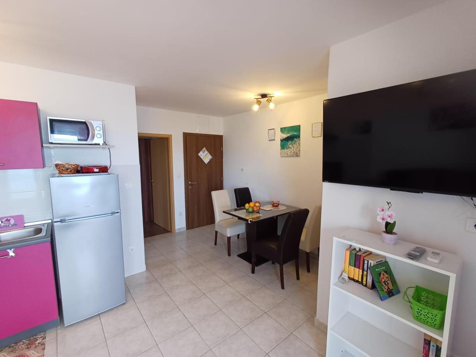 Apartments Cappuccino Ποντστράνα Εξωτερικό φωτογραφία