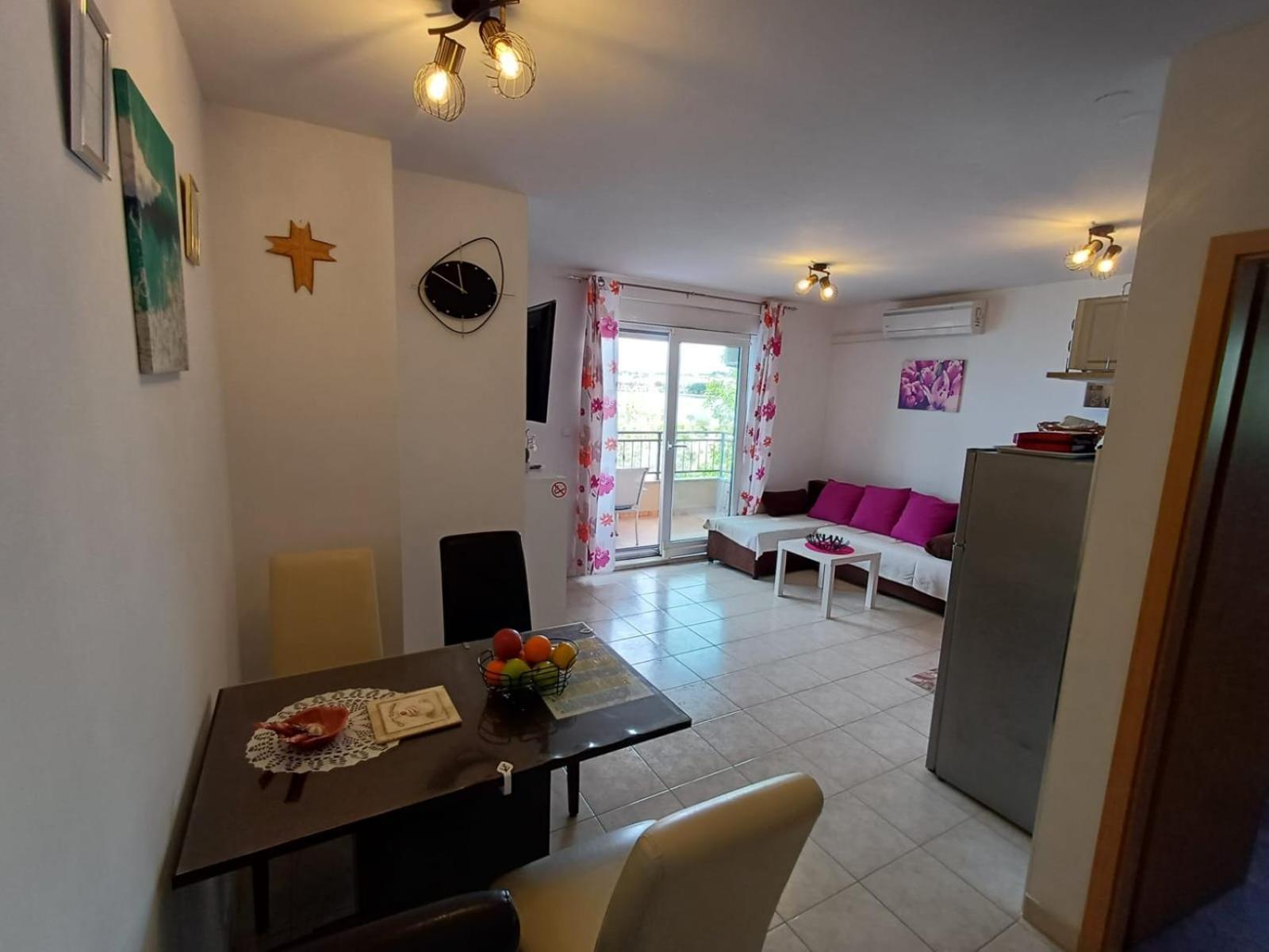 Apartments Cappuccino Ποντστράνα Εξωτερικό φωτογραφία